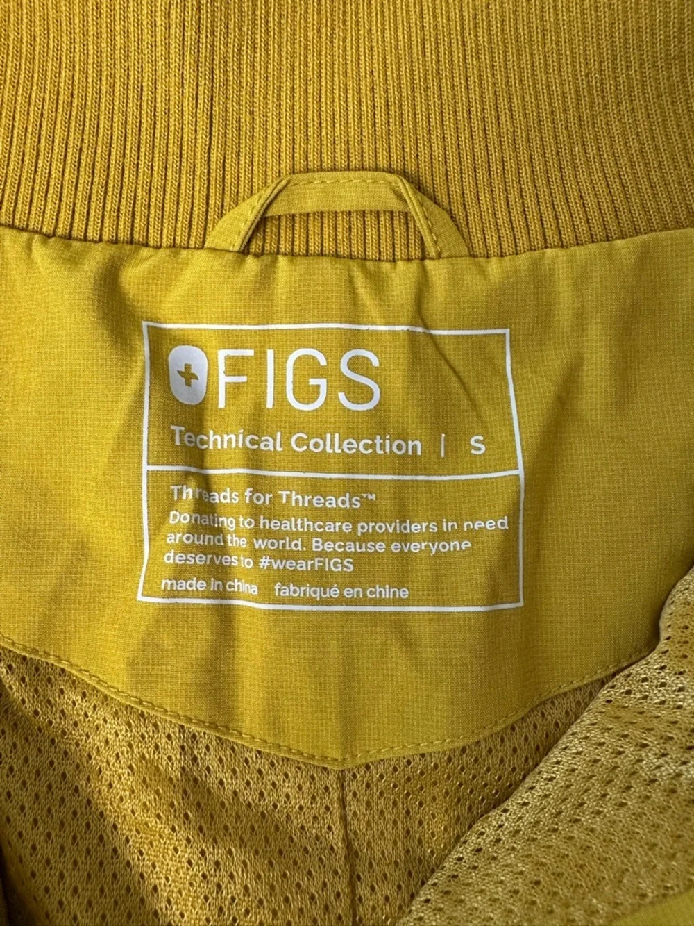Figs zip front